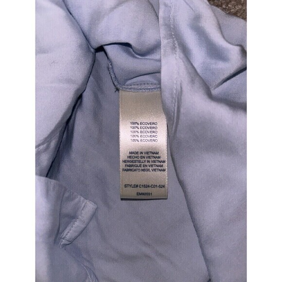 Anthropologie Cloth and Stone Top Shirred Button Down Blue Ombré XS - Picture 9 of 11
